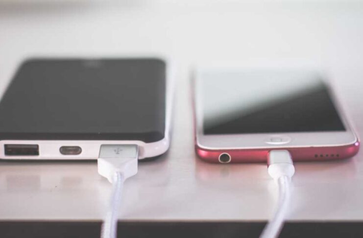 Apple Confirms IPhone With Universal USB C Port Is Coming